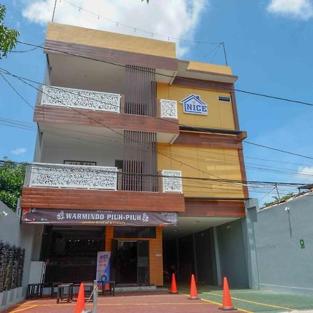 Reddoorz Plus Near Patung Kuda Undip Jatingaleh Kültér fotó