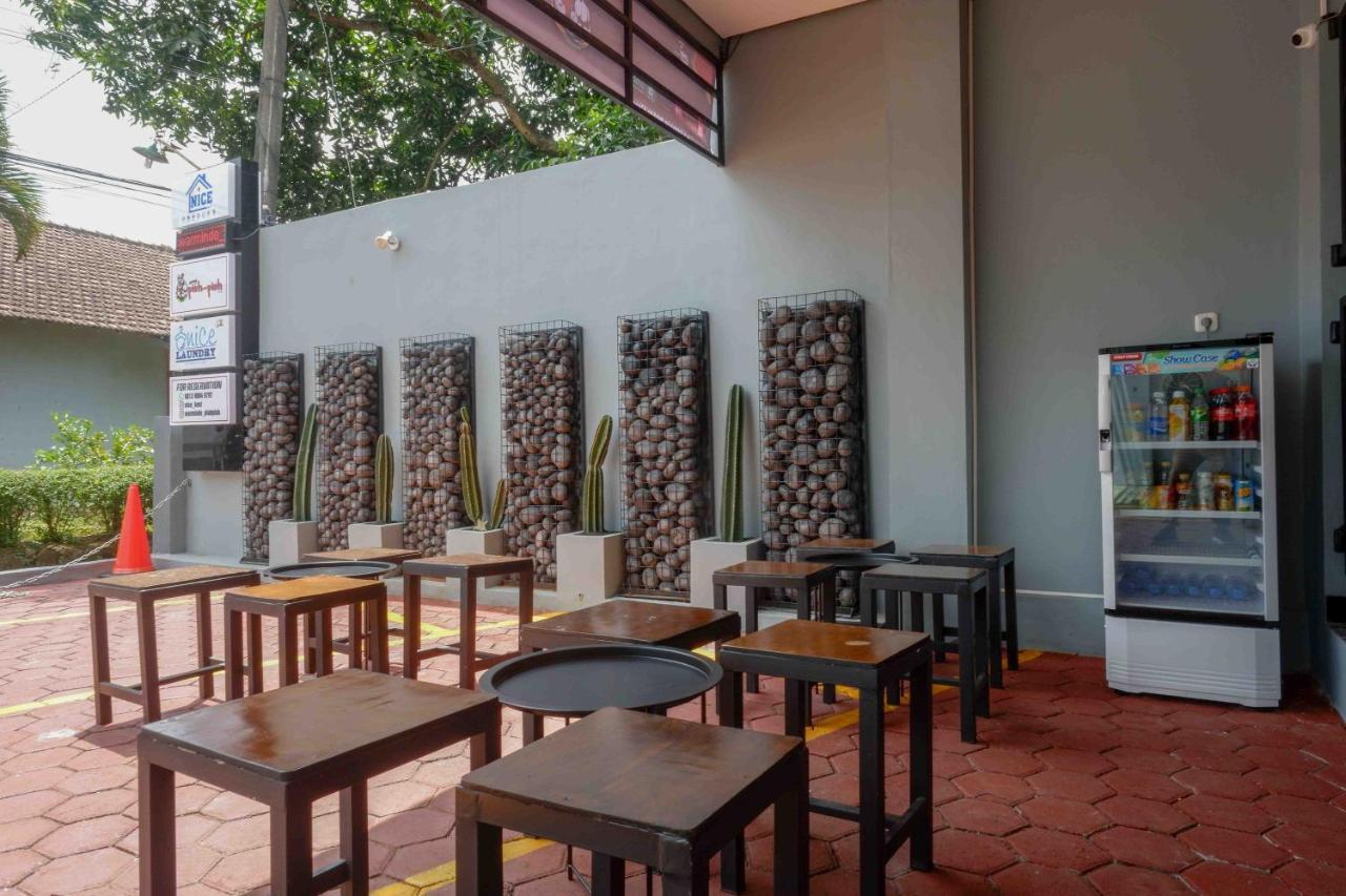 Reddoorz Plus Near Patung Kuda Undip Jatingaleh Kültér fotó