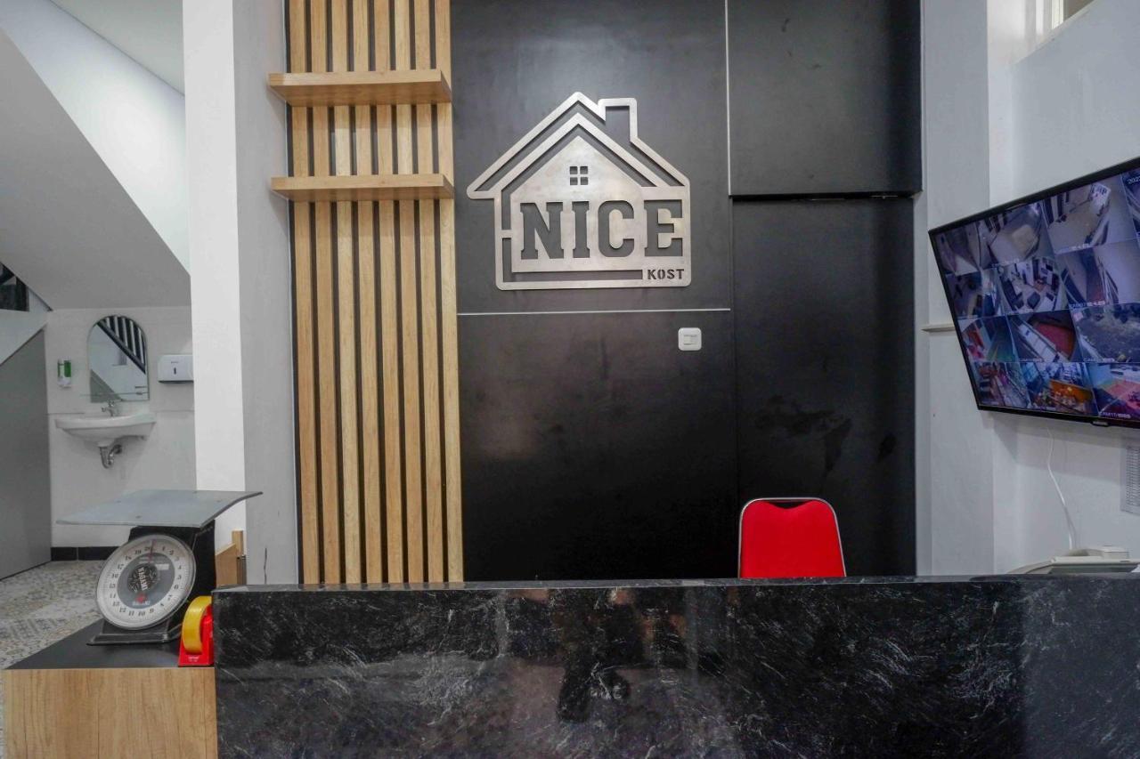 Reddoorz Plus Near Patung Kuda Undip Jatingaleh Kültér fotó