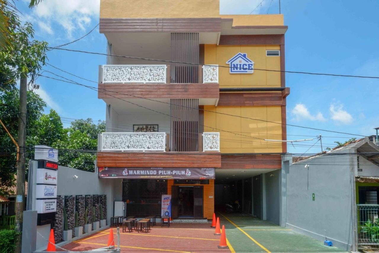 Reddoorz Plus Near Patung Kuda Undip Jatingaleh Kültér fotó