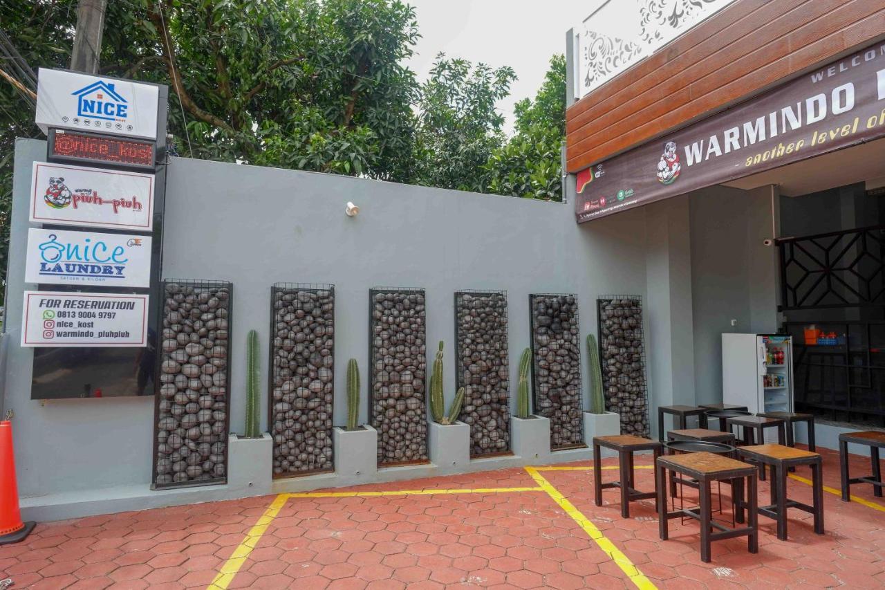 Reddoorz Plus Near Patung Kuda Undip Jatingaleh Kültér fotó